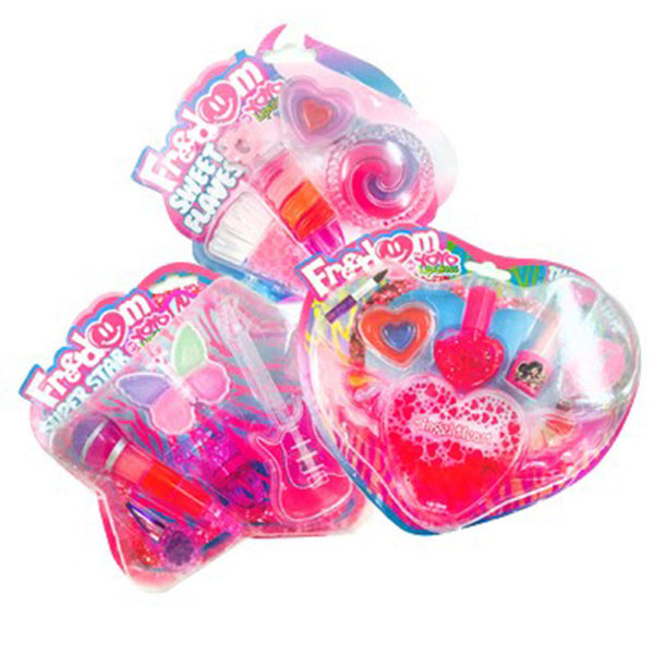 Yoyo Lipgloss Freedom Mini Beauty Set Pack of 1 - (Assorted Colors and Designs)