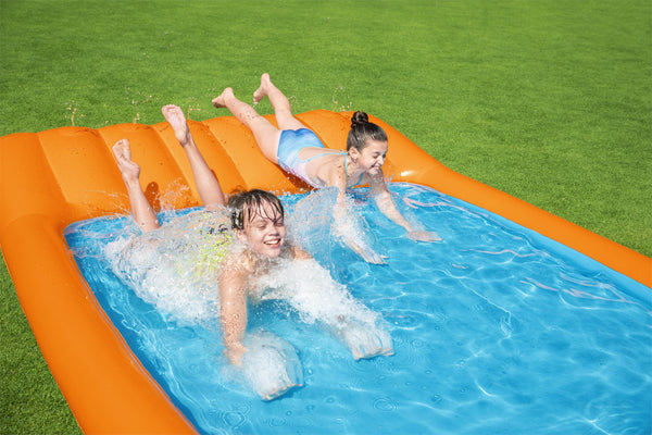 Bestway Slide in Splash pool