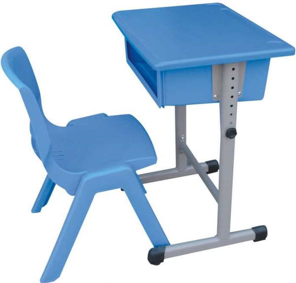 طاولة وكرسي من البلاستيك باللون الازرق