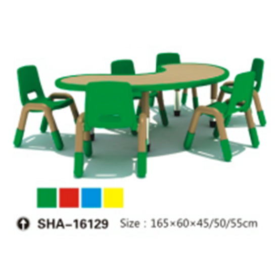 طاولة و كرسي باللون الاخضر